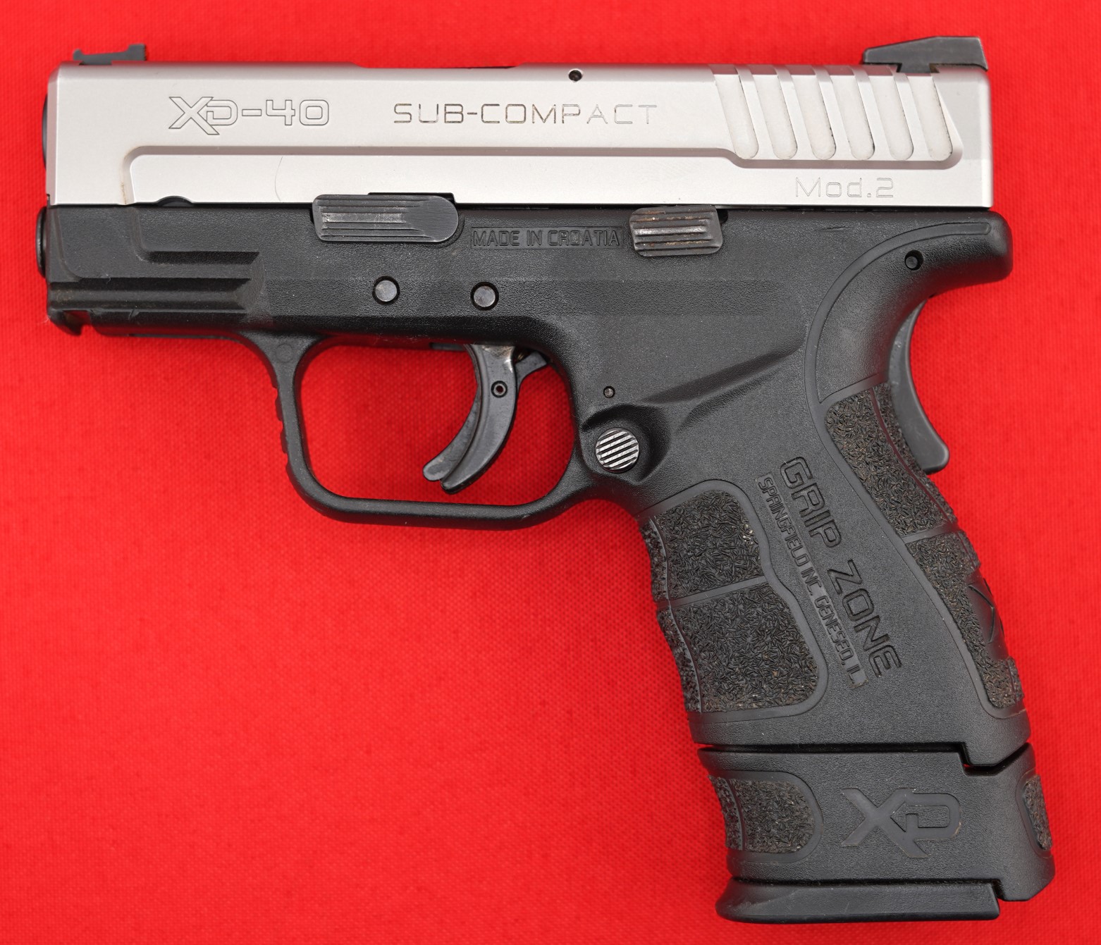 Springfield XD-40 Semi-Automatic Sub-Compact