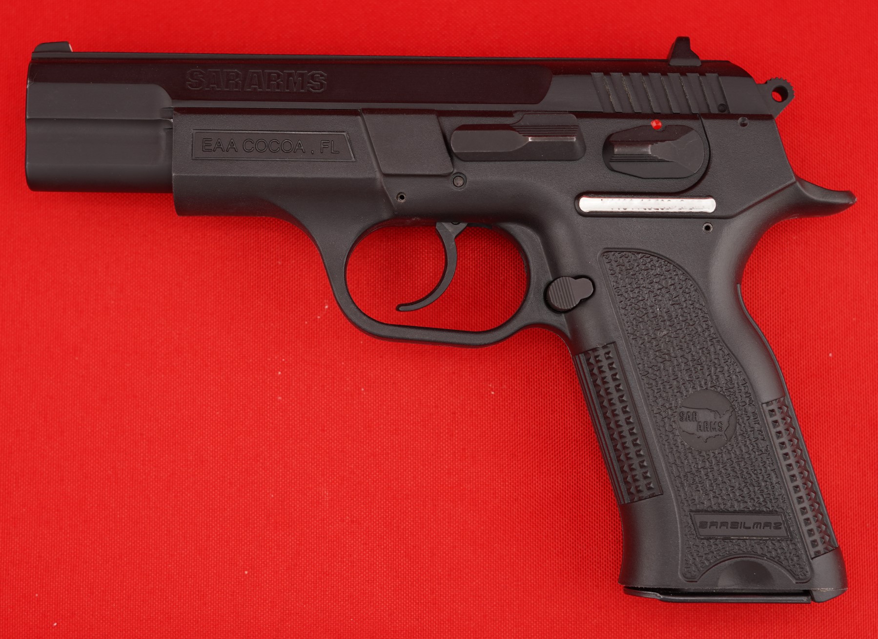 SAR-B6P-9mm-semi-automatic-Pistol